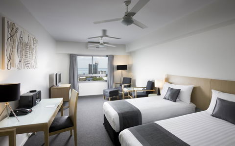 Mantra Pandanas - Surfers Gold Coast 12