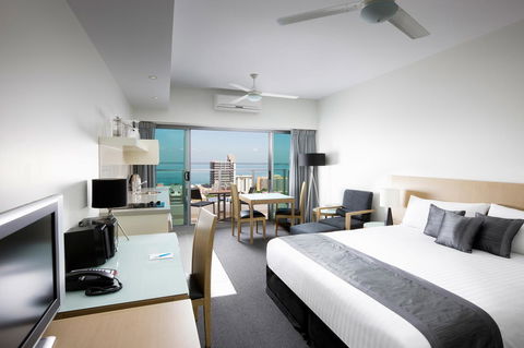 Mantra Pandanas - Surfers Gold Coast 10