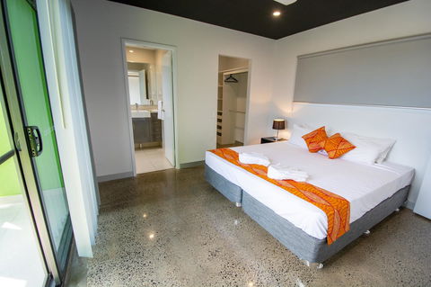 Magnum Serviced Apartments - Surfers Gold Coast 33