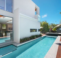 Salt Village Retreat - Surfers Gold Coast