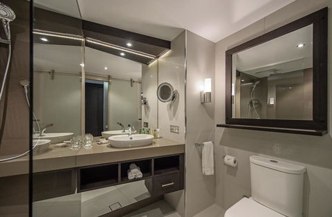 Hilton Darwin - Surfers Gold Coast 17