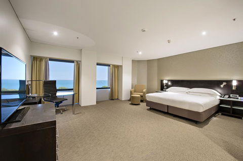 Hilton Darwin - Surfers Gold Coast 33
