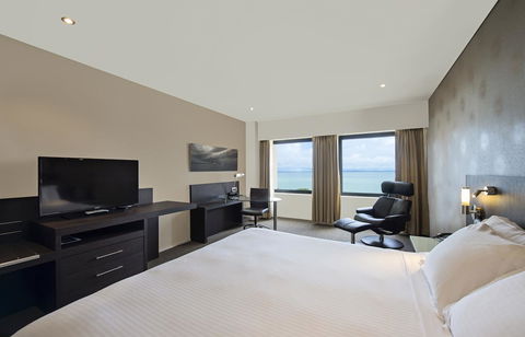 Hilton Darwin - Surfers Gold Coast 2