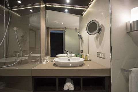 Hilton Darwin - Surfers Gold Coast 24