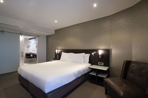 Hilton Darwin - Surfers Gold Coast 30