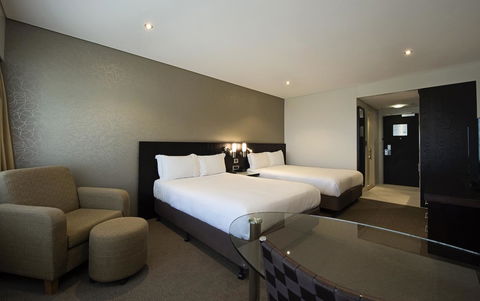 Hilton Darwin - Surfers Gold Coast 27
