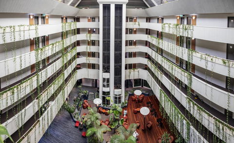 Novotel Darwin CBD - Surfers Gold Coast 3