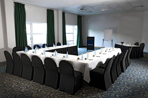 Novotel Darwin CBD - Surfers Gold Coast 20