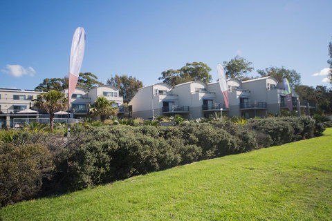 Corrigans Cove - Surfers Gold Coast 21