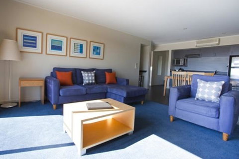 Corrigans Cove - Surfers Gold Coast 6