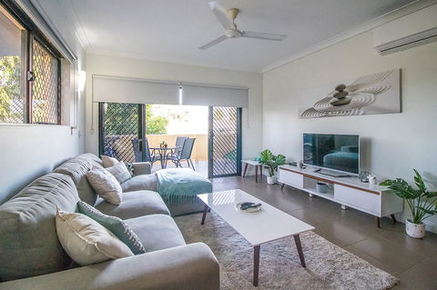 ZEN QUEST - The NOMADS PAD Near Nightcliff Markets & Sunset Foreshore - Surfers Gold Coast 2