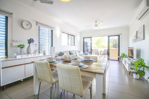 ZEN QUEST - The NOMADS PAD Near Nightcliff Markets & Sunset Foreshore - Surfers Gold Coast 15