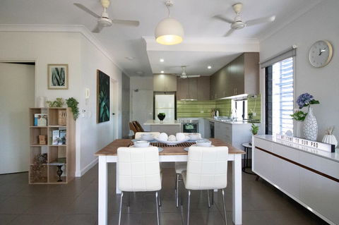 ZEN QUEST - The NOMADS PAD Near Nightcliff Markets & Sunset Foreshore - Surfers Gold Coast 28