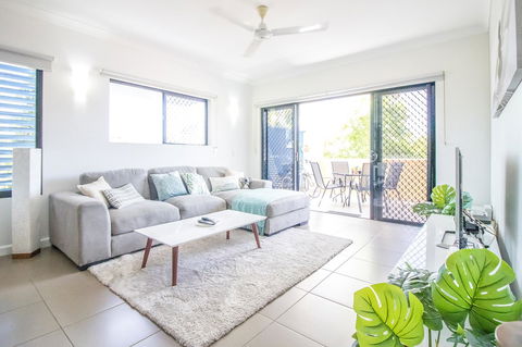 ZEN QUEST - The NOMADS PAD Near Nightcliff Markets & Sunset Foreshore - Surfers Gold Coast 29
