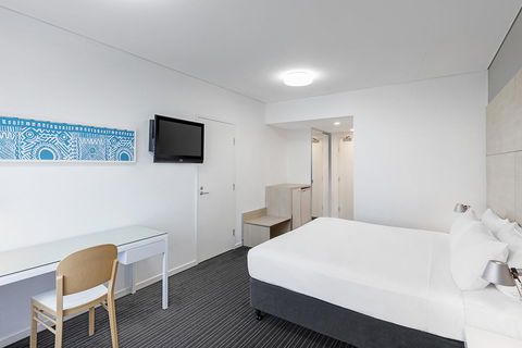 Vibe Hotel Darwin Waterfront - Surfers Gold Coast 19