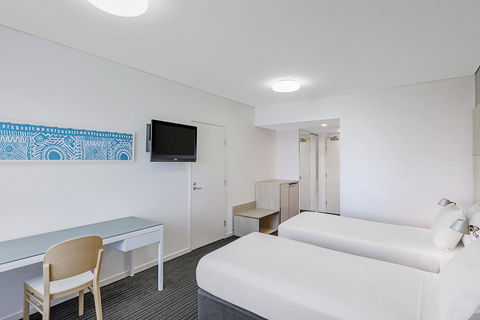 Vibe Hotel Darwin Waterfront - Surfers Gold Coast 21