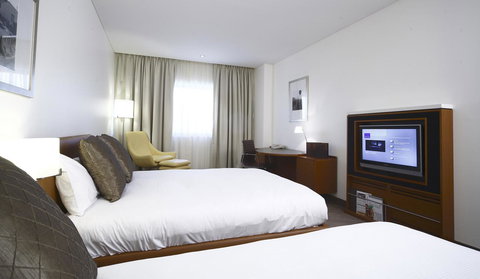 Novotel Canberra - Surfers Gold Coast 20