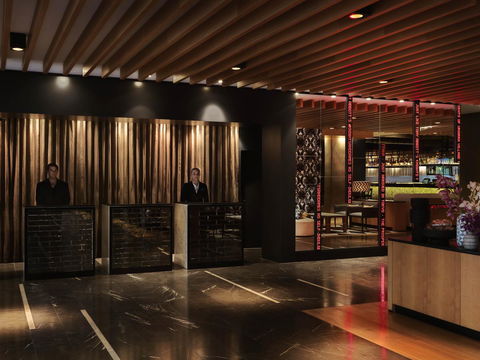 QT Canberra - Surfers Gold Coast 25