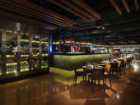 QT Canberra - Surfers Gold Coast 7