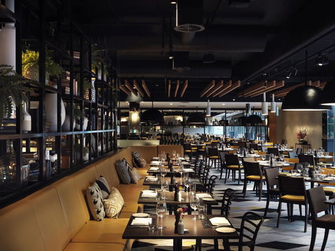 QT Canberra - Surfers Gold Coast 20