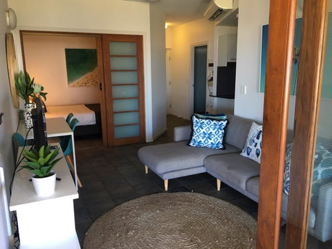 Lennox Holiday Apartments - Surfers Gold Coast 20