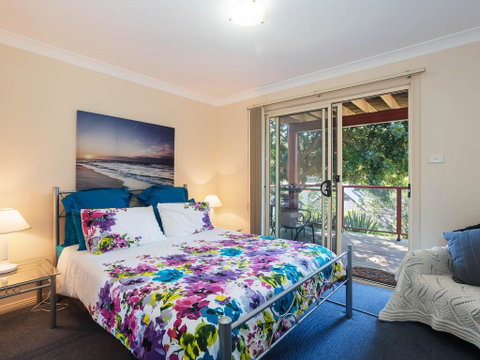 Bonito At Bagnalls Beach' 1/6 Bonito Street - Pet Friendly, Air Conditioning - Surfers Gold Coast 1