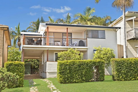 BonniEscape - Surfers Gold Coast 3