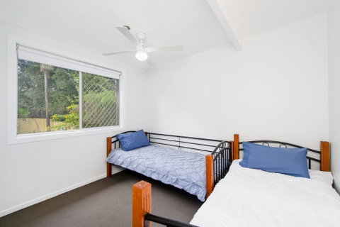 BONNY BEACH HOUSE - Holiday Accomodation With Pool - Surfers Gold Coast 3
