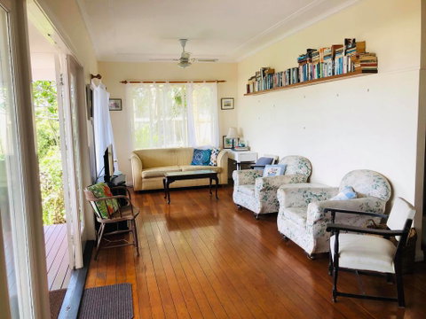 BOSCOBEL COTTAGE - MAGICAL BEACH & RIVER VIEWS - KINGSCLIFF - Surfers Gold Coast 2