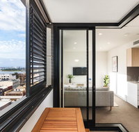 Boutique Apartment In Highly Sought After Arena - Surfers Gold Coast