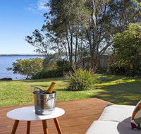 Braeside - waterfront fireplace - Surfers Gold Coast