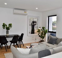 Brand New 2 Bed Apartment with Stunning City Views - Surfers Gold Coast
