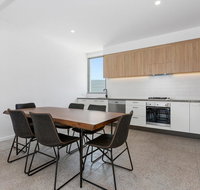 BRAND NEW OCEAN AVENUE TOWNHOUSE - Surfers Gold Coast