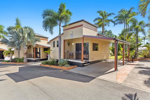 Brisbane Holiday Village - Surfers Gold Coast 1