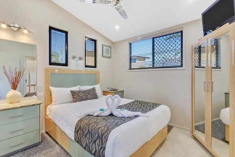 Brisbane Holiday Village - Surfers Gold Coast 2