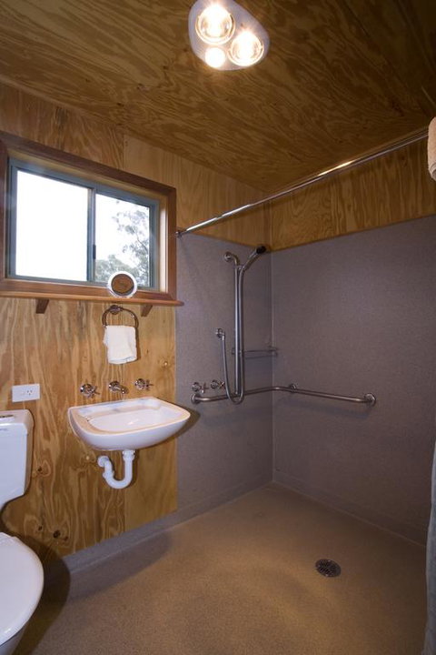 Brodribb River Rainforest Cabins - Cabin 3 - Surfers Gold Coast 3