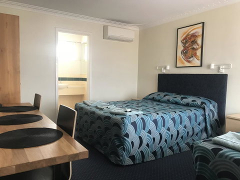 Bunbury Motel - Surfers Gold Coast 1
