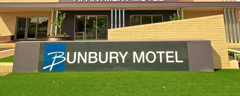 Bunbury Motel - Surfers Gold Coast 3