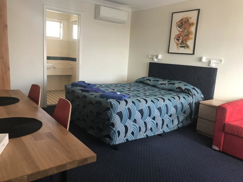 Bunbury Motel - Surfers Gold Coast 2