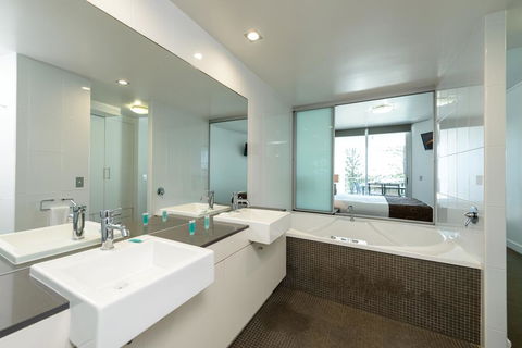 C Bargara Resort - Surfers Gold Coast 2