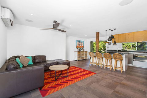 CABARITA BEACH HOUSE 53 - Surfers Gold Coast 2