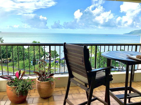 Cairns Apartment Esplanade Ocean Views - Surfers Gold Coast 1