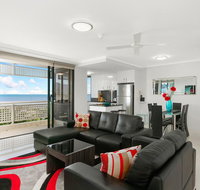 Cairns Luxury Waterfront Apartment - Surfers Gold Coast