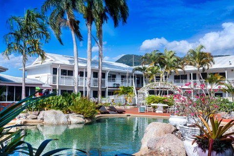 Cairns New Chalon - Surfers Gold Coast 0