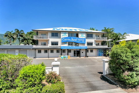 Cairns Reef Apartments & Motel - Surfers Gold Coast 0