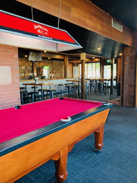 Caledonian Hotel Motel - Surfers Gold Coast 2