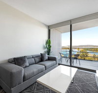 Canberra Luxury Apartment 5 - Surfers Gold Coast