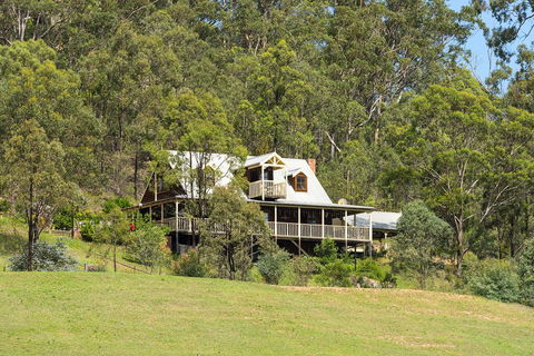 Cants Cottage - Surfers Gold Coast 0