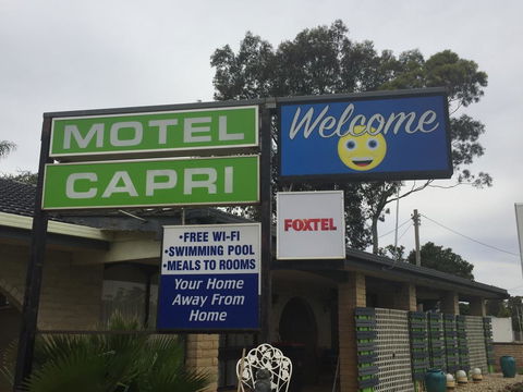 Capri Motel - Surfers Gold Coast 0