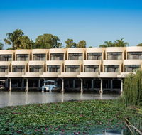 Capri Waters Country Club - Surfers Gold Coast